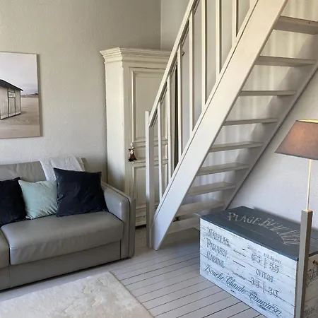 Duplex 200 Metres From The *