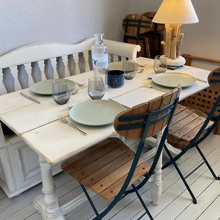 Duplex 200 Metres From The