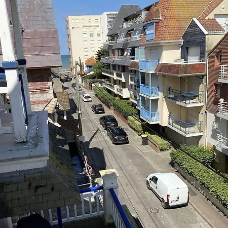 Duplex 200 Metres From The